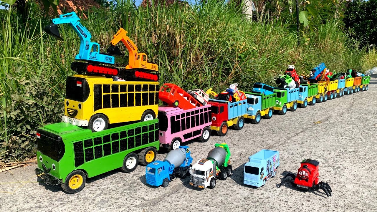 WADIDAW !! Mobil Truk Tronton Panjang Bongkar Mainan Mobil Mobilan Truk Molen, Truk Mixer, Excavator