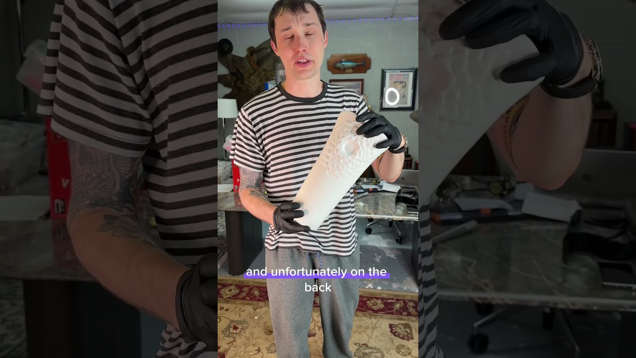 How to evaluate damaged antique porcelain