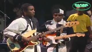 Video thumbnail of "Werrason - Kibuisa mpimpa (live zénith de Paris 2002)"