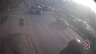 В Волгограде массовое ДТП с троллейбусом попало на видео