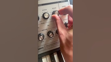 Moog (Hard Sync + LP)