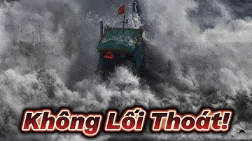 Khoảnh Khắc Nghẹt Thở! Sóng Dữ Dựng Đứng Đánh Ghe Muốn Lật Ở Cửa Biển La Gi Do Ảnh Hưởng Bão Số 15!
