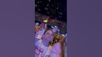 Thumbnail of Blue strip szn 4L