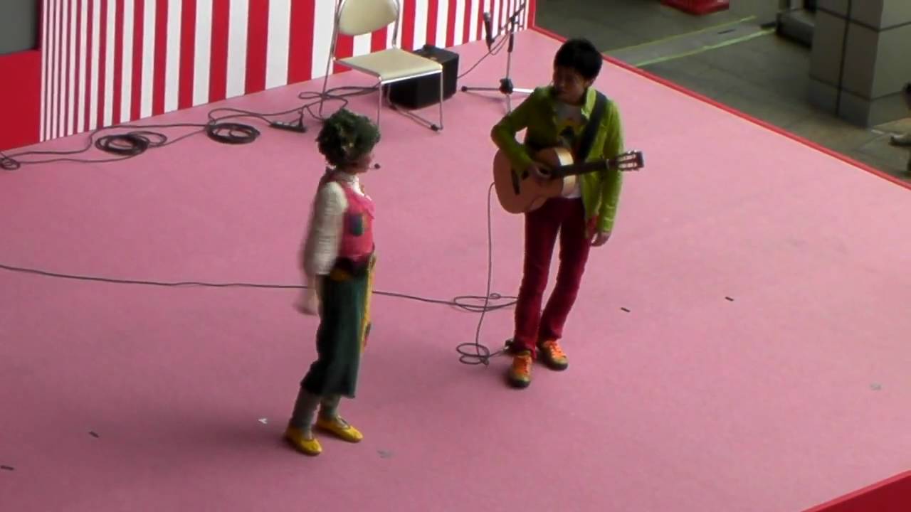 09 05 03 広島フラワーフェスティバル シャキーン リハーサル中 1 Youtube