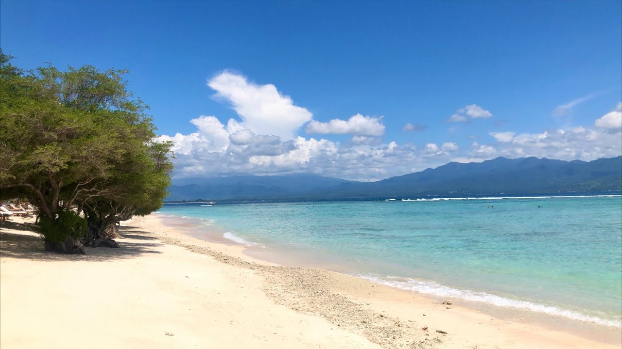 Vlog #2 Bali - Lovina Beach - YouTube