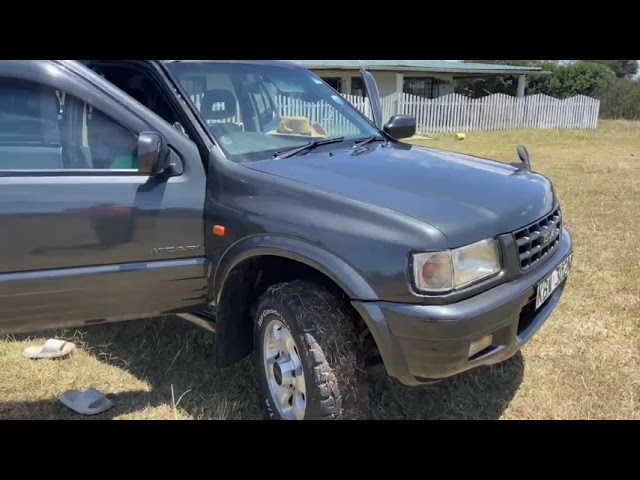Isuzu Trooper 2000 Gray