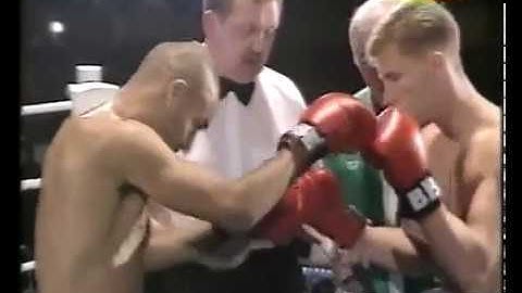 Marc McCreath vs Chris Saunders