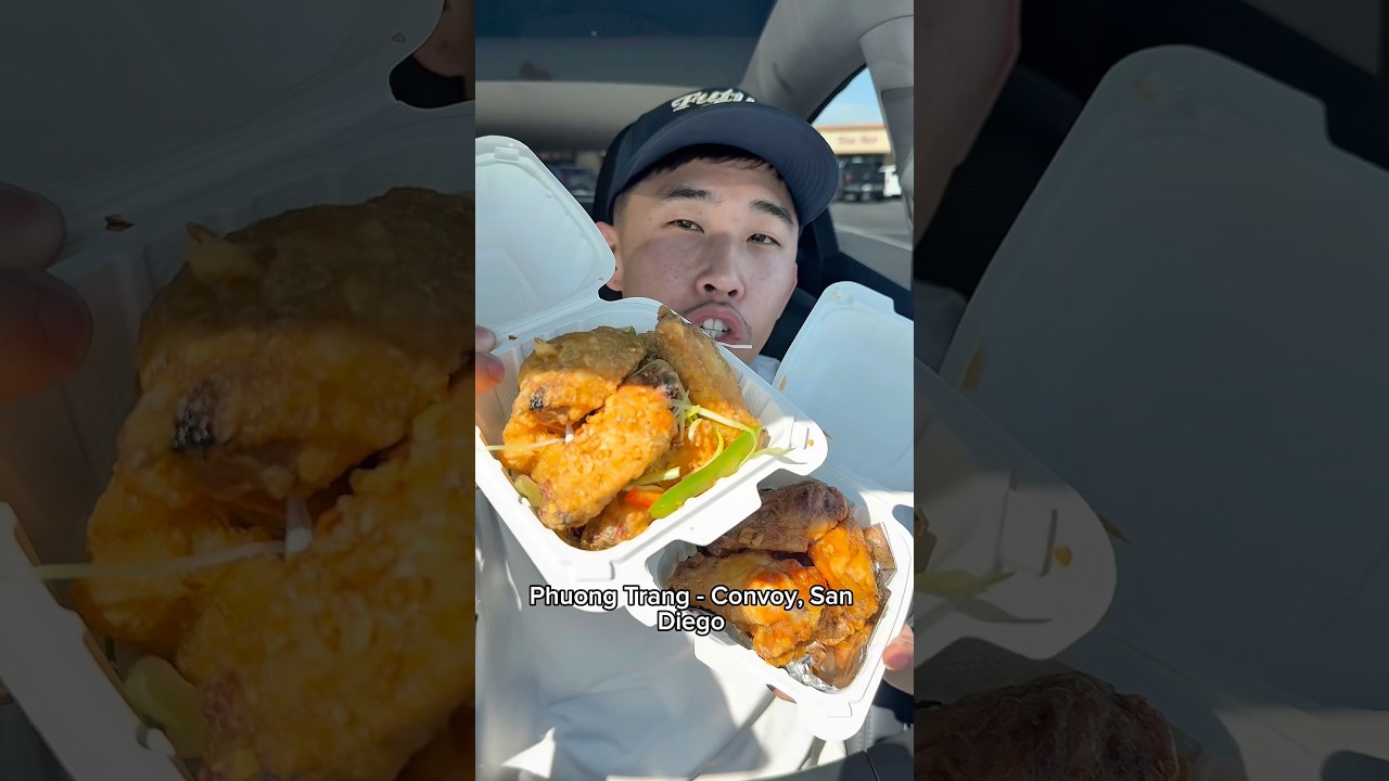 Rating wings at Phuong Trang in San Diego, CA