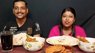EATING HOMEMADE FRIED RICE|CHICKEN KOSHA|BEGUNI WITH COLD DRINKS AND SALAD... 😋😋