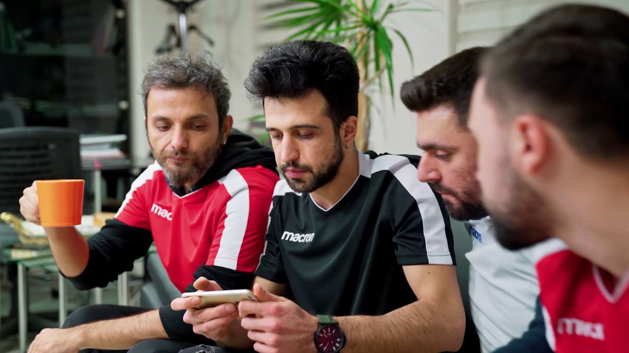 Swiss Charger Telefondan TV�ye Görüntü Yansıtma Cihazı Full Reklam Swiss Charger Telefondan TV�ye Görüntü Yansıtma Cihazı Full Reklam