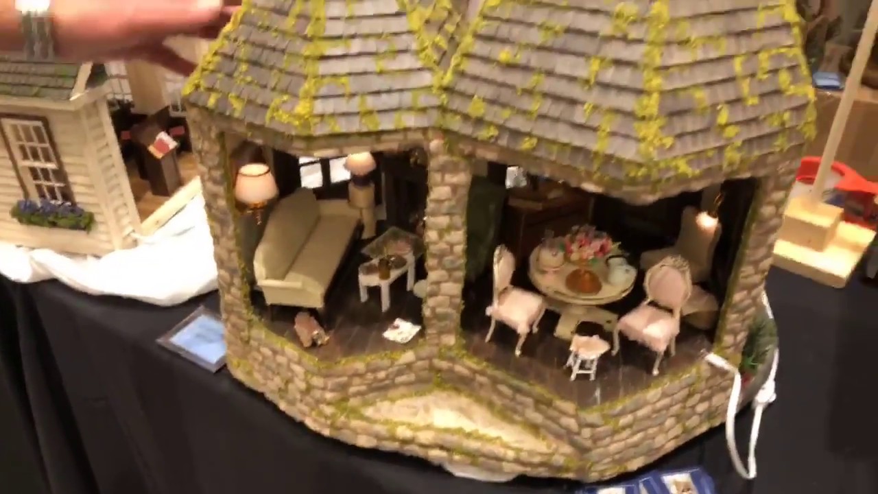 coolest doll houses