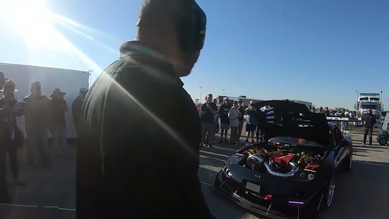1000HP Mazda RX7 26B 4-Rotor rev to an ear-splitting 9500 RPM! - YouTube