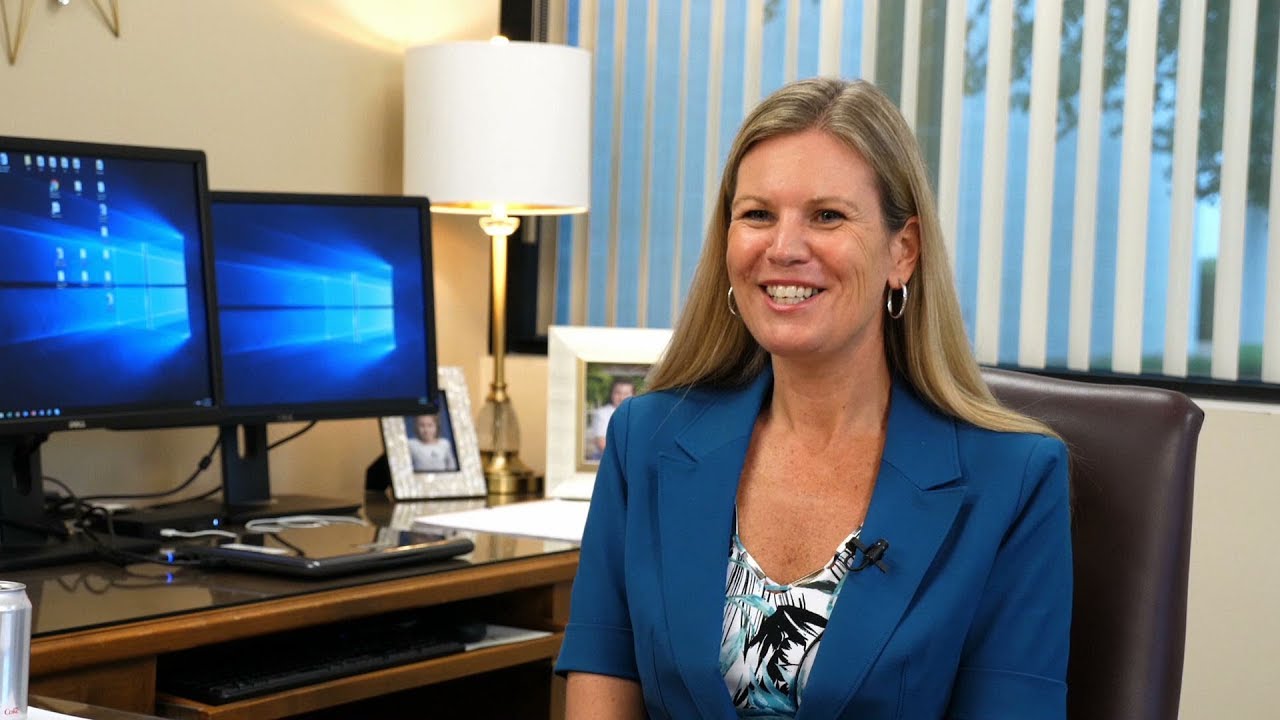 Dr. Amy Cashwell's 100 Days - YouTube