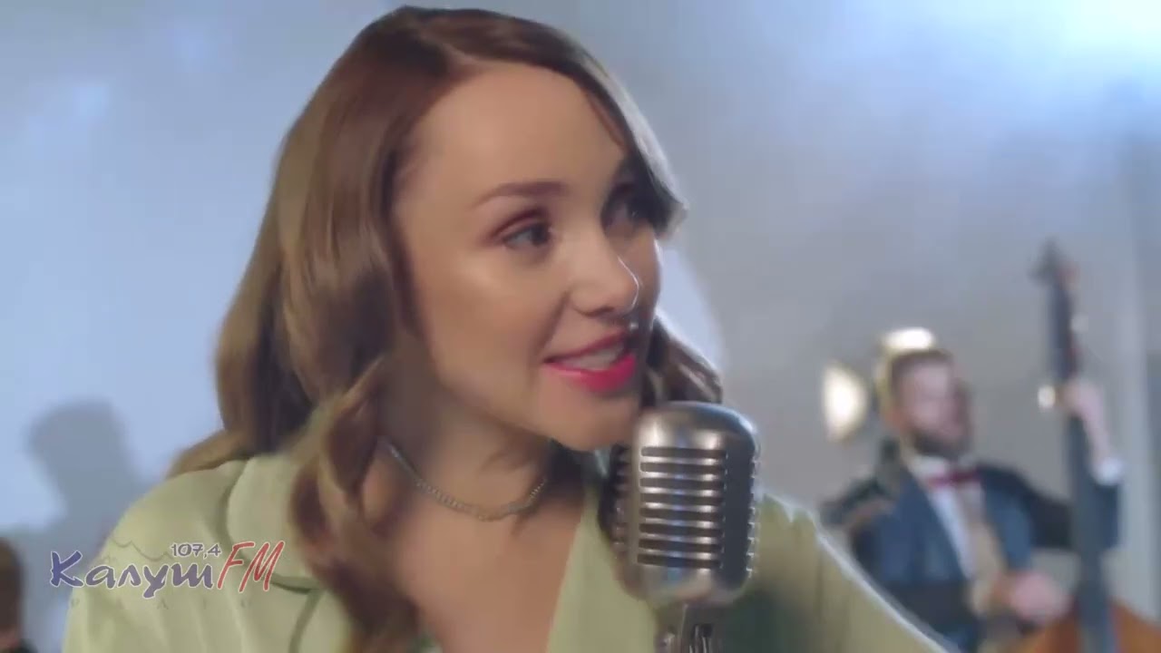 Прикарпатська співачка SANNA у студії «Калуш ФМ» презентувала нову пісню «З Новим роком, милий!»