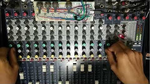 Aciduino - Jamming on a DIY 303 step sequencer clone