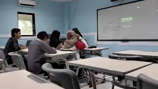 Teaching Simulation | Pedagogy of Writing Descriptive Text Nurzakia 08/F