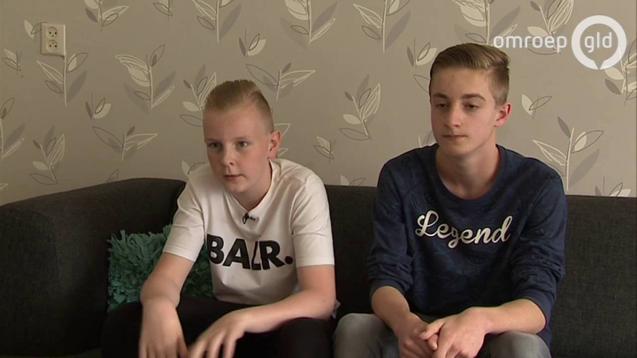 Jongen (13) uit Didam biedt hulp en wordt bestolen van mobieltje van 700 euro - Omroep Gelderland