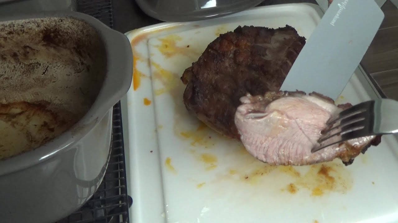 Putenkeule, knusprig und saftig, mit Spargel. Ganz einfach