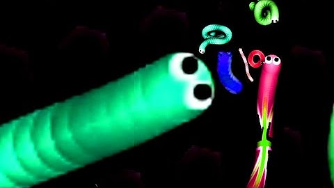 snake io game playing of noob vs pro playing top 1 score zone io Pro