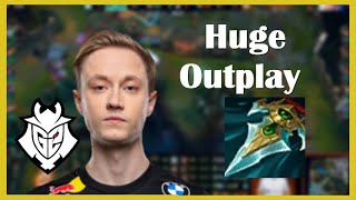 Rekkles with a Creative Prowler's Claw Outplay