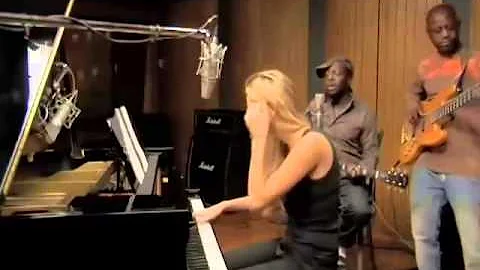 Wyclef Jean - Sweetest Girl Acoustic version with Niia & Jerry Wonda