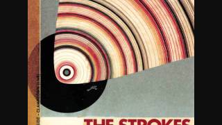 Video thumbnail of "The Strokes - The End Has No End"