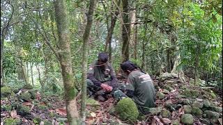 JIAROH DAN SEJARAH MAKOM KERAMAT PATILAS SAN MAMA KIYAI CADAS BODAS DAERAH JURAGO JAWA BARAT