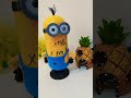 EL MINION ¡SE SORPRENDE con UN ZOMBI! 😱