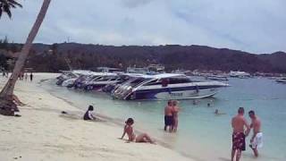 Phi Phi Islands - Clear Beachview in October