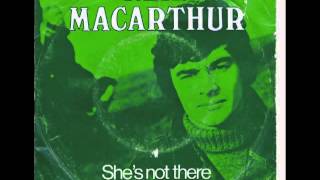 Video thumbnail of "Neil Macarthur - She's Not There"