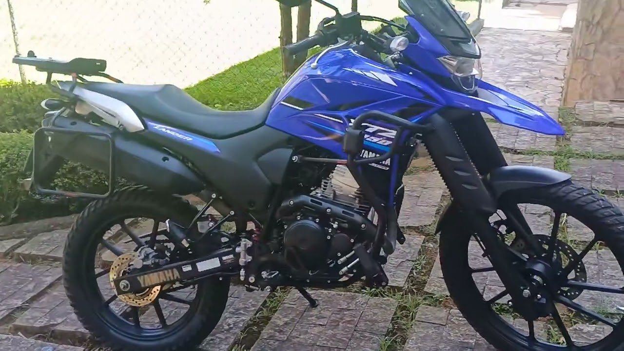 Lander 250 2024 com rodas de liga leve Scud 