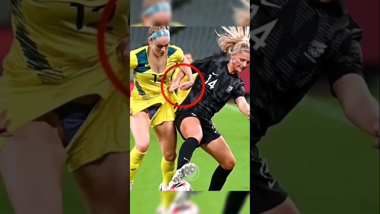 ⁣🤣🤣 The Crazy Moments in Women's Football #shorts