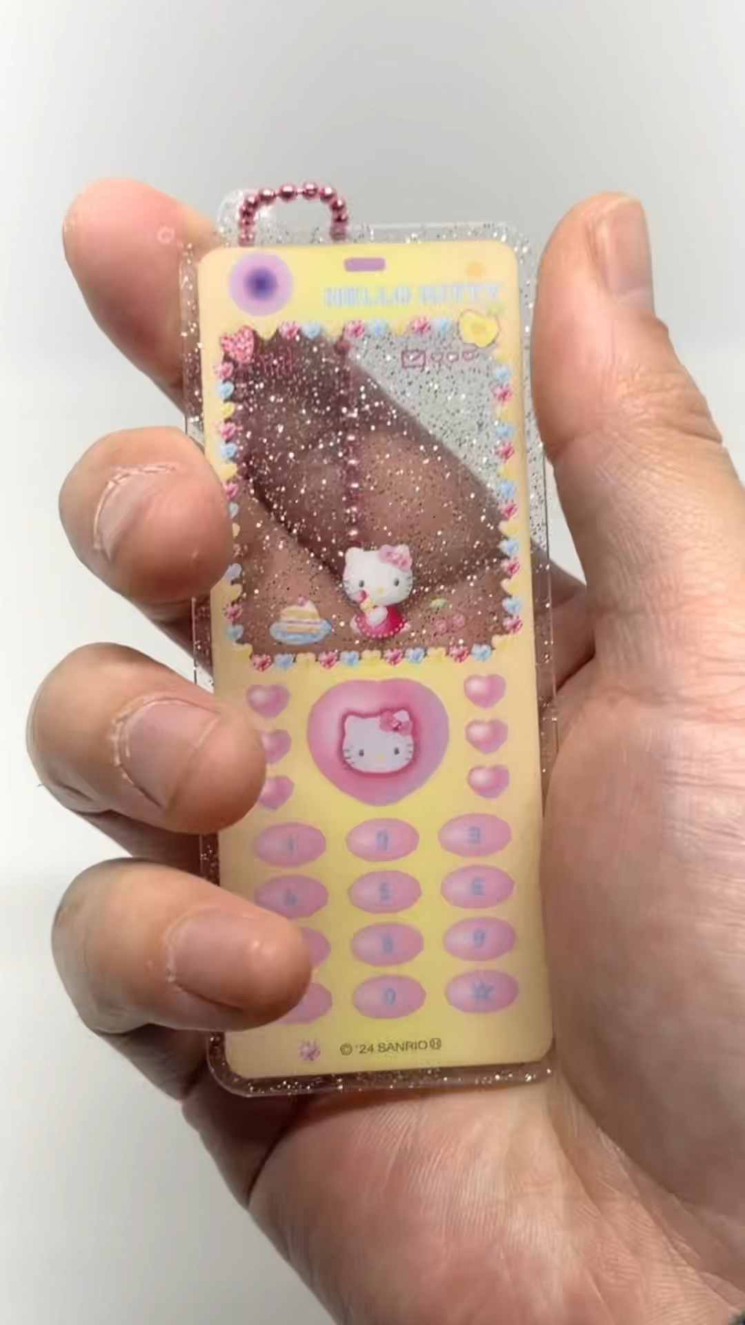 Can you decorate a real flip phone?! Sanrio's nostalgic flip phone