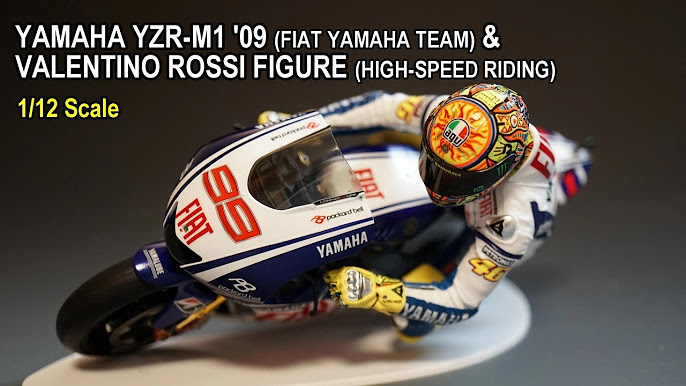 Valentino Rossi Yamaha Motorrad & Figur 1:12