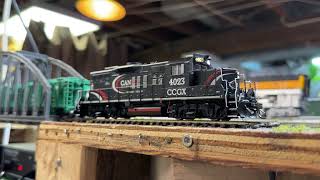 unboxing and review : Rapido Cando GP9U