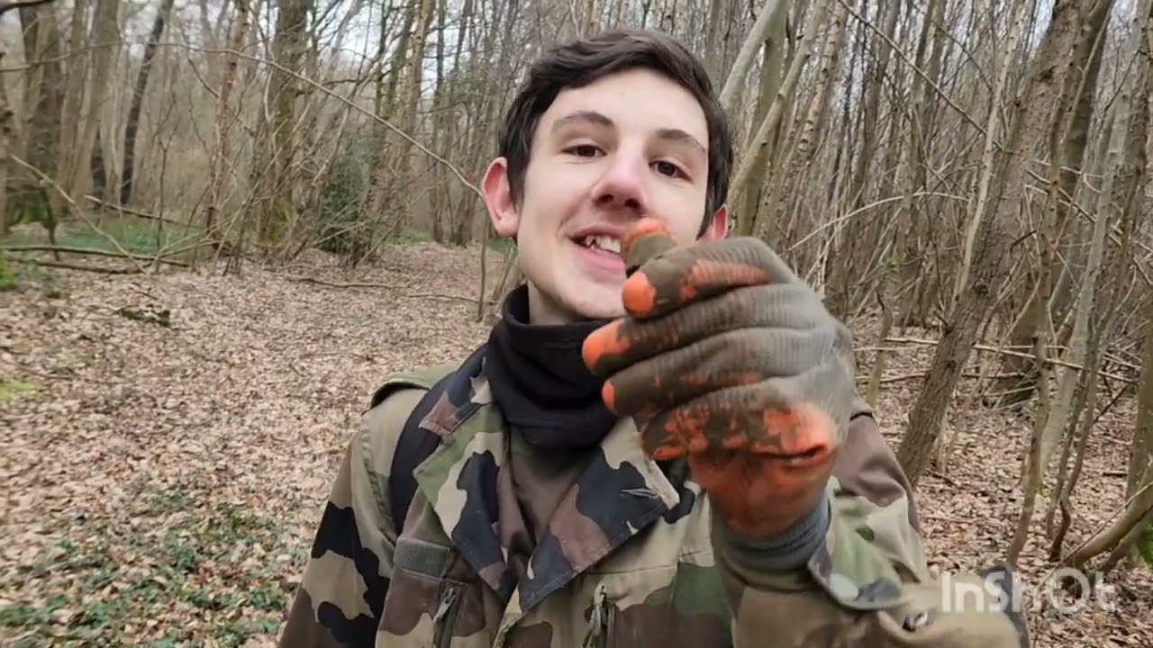 Militaria ww1 de belles trouvailles casque revolver etc