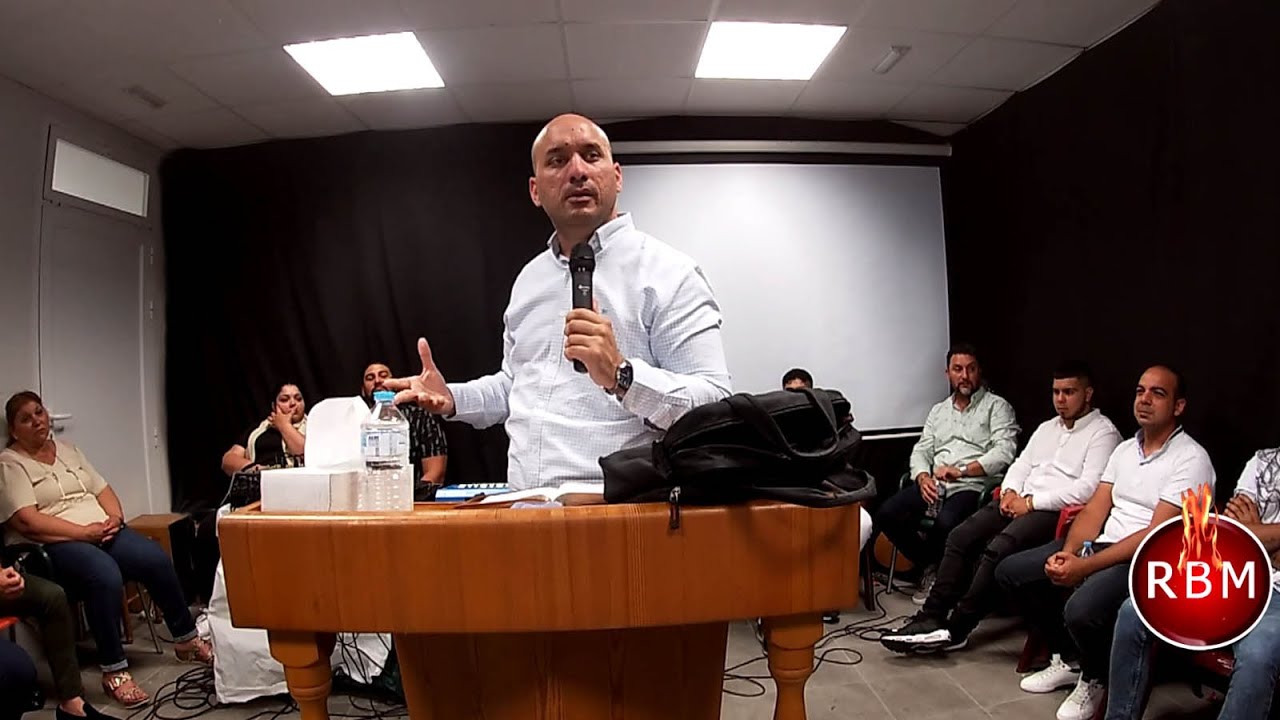 EMILIO MOTOS  /  EN LA IGLESA DE PEGO   -   LUCAS    24  :13