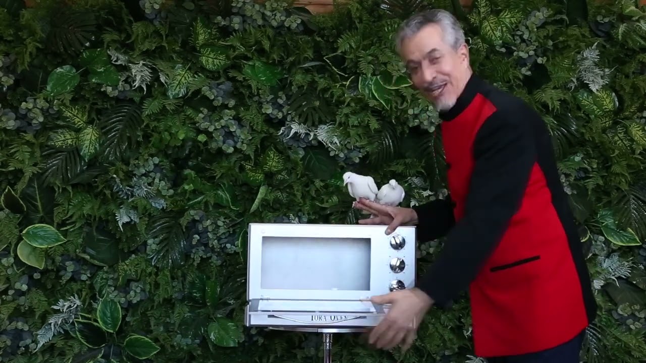 Micro-ondes à apparition by Toramagic Demo