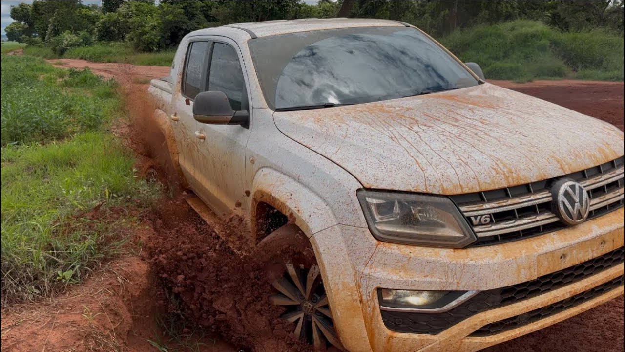 TESTEI  MINHA AMAROK V6 STAGE 2 NO BARRO