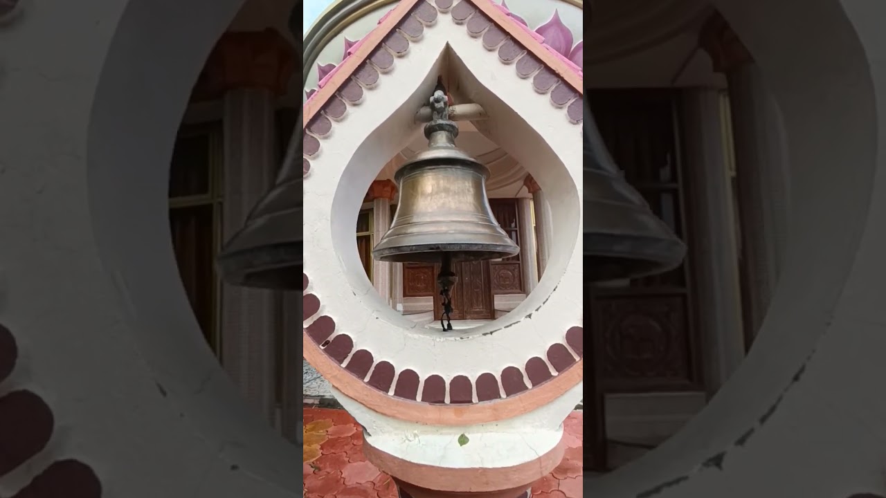 Oscillatory Sound of the bell 
