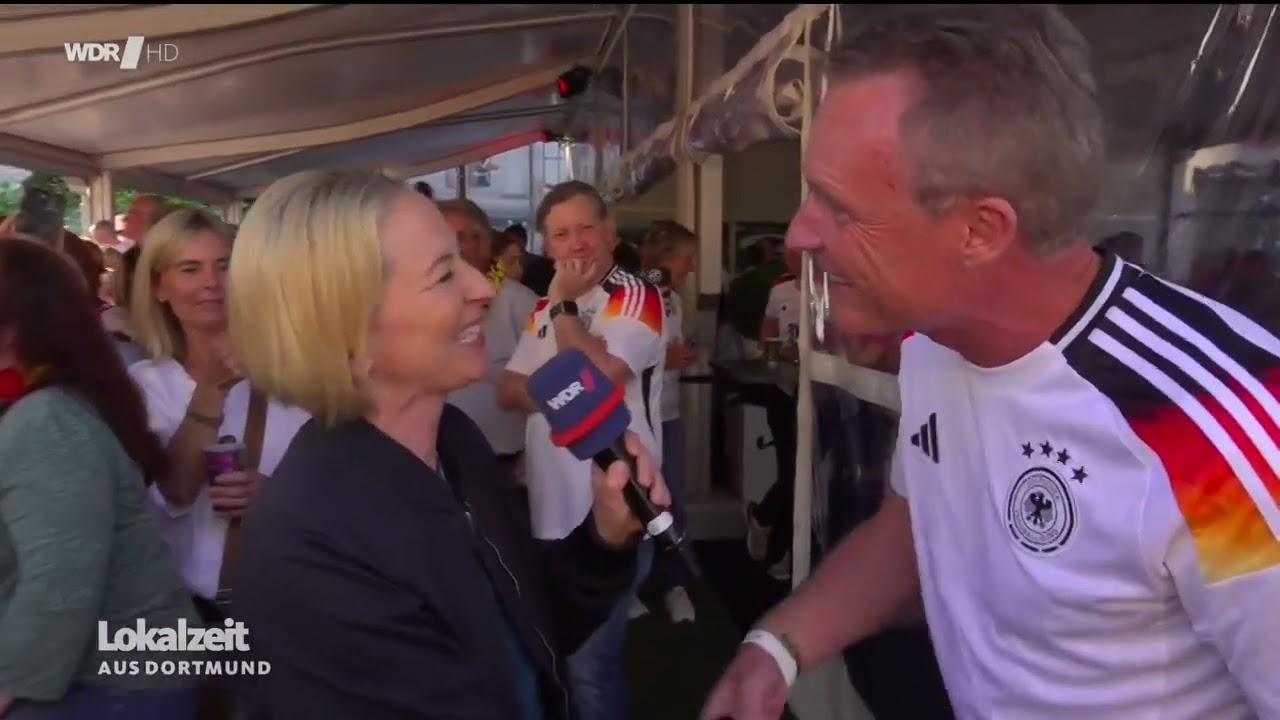 240619 Lokalzeit Dortmund TV Public Viewing am Rathaus in Recklinghausen