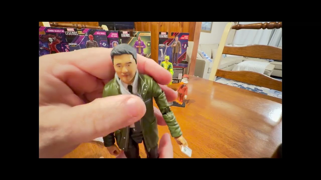 Moon Knight with Khonshu (Build-a-Figure)