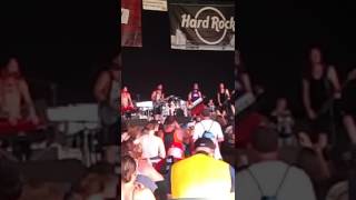 Alestorm live in Dallas warped tour 2017