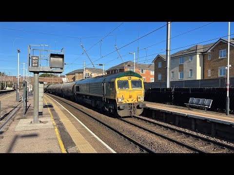 Trains at Harlington MML (23/11/23) (Feat. GBRF 73s)