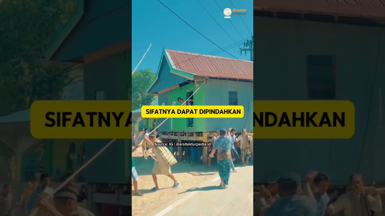 Tradisi Menggotong Rumah, Mappalette Bola.#info #indonesia #localknowledge #tradisi #budaya