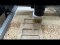 Spitting oak chips