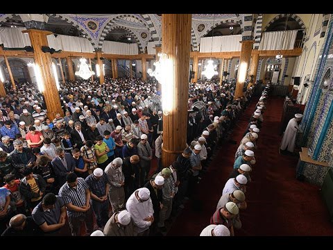 Diyanet İşleri Başkanı Görmez, Konya Kapu Camii’nde sabah namazında gençlerle buluştu