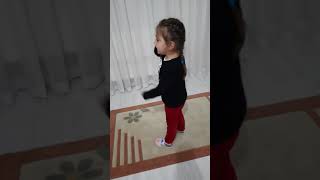 Eve Gelirken Geciken Babasını Arayıp Sitem Eden Eliz