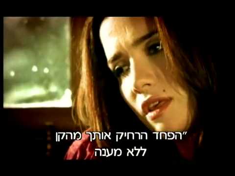 וִידֵאוֹ: אין אישה יפה יותר בעולם: נטליה אוריירו בת ה -43 הראתה מחשוף פיקנטי ברשת