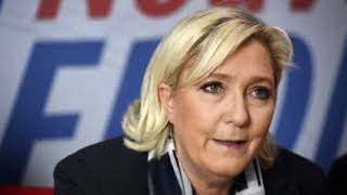 Marine Le Pen loses immunity over Twitter IS images